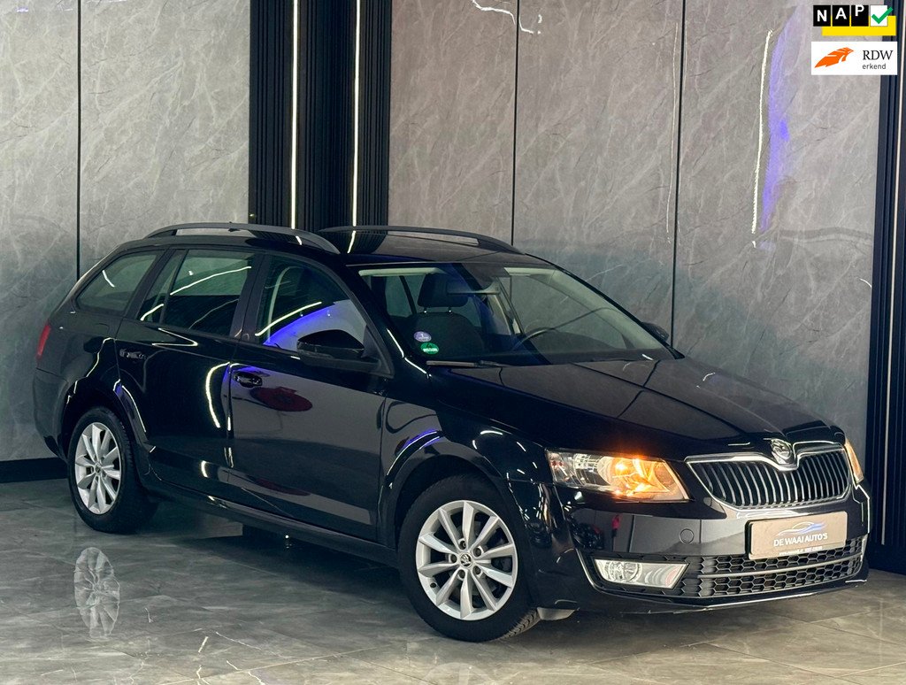 Skoda Octavia Combi 1.2 TSI Greentech Ambition Businessline |2e Eignr|Navi|Park Sensor|Trekhaak|Lmv|Boekjes