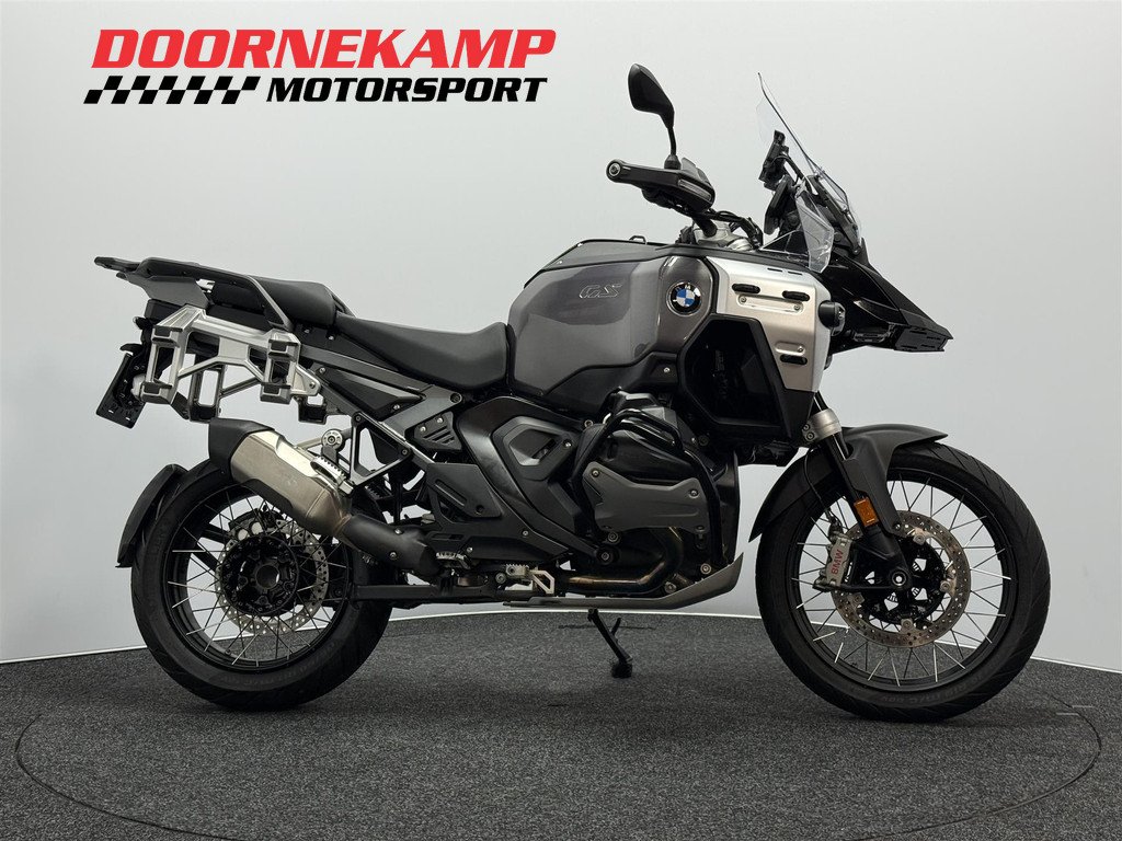 BMW R 1300 GS ADVENTURE TRIPLE BLACK EDITION