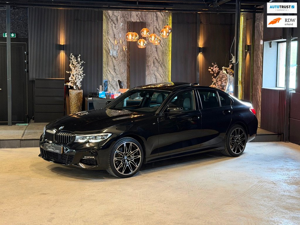 BMW 3-serie 330i M Sport|Full option