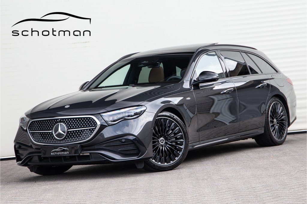 Mercedes-Benz E-klasse Estate 300 e AMG Premium, Hyperscreen, Pano, Nightpakket, Distronic, 20"