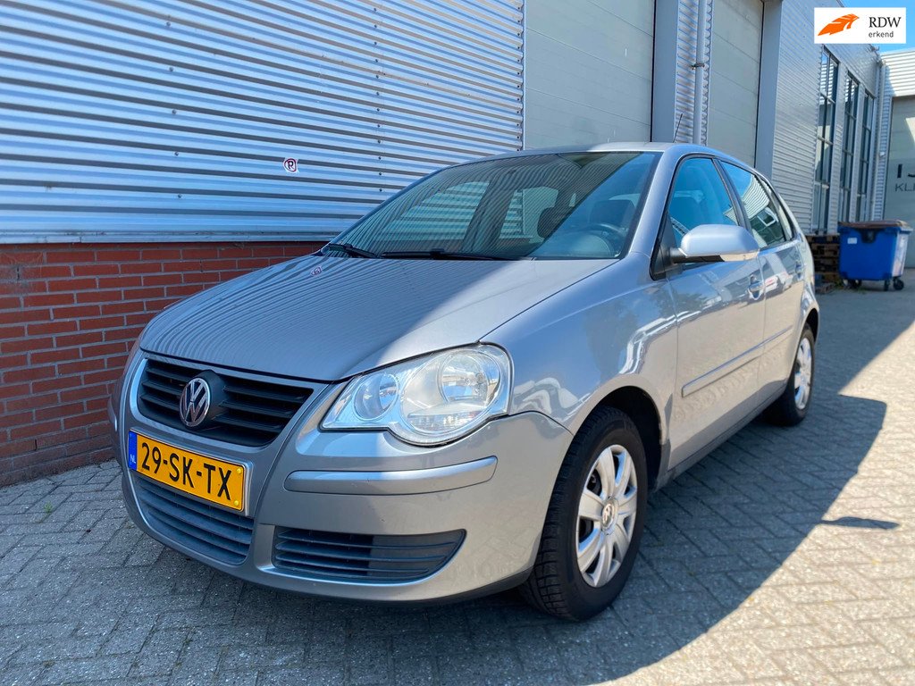 Volkswagen Polo 1.4-16V Comfortline Airco