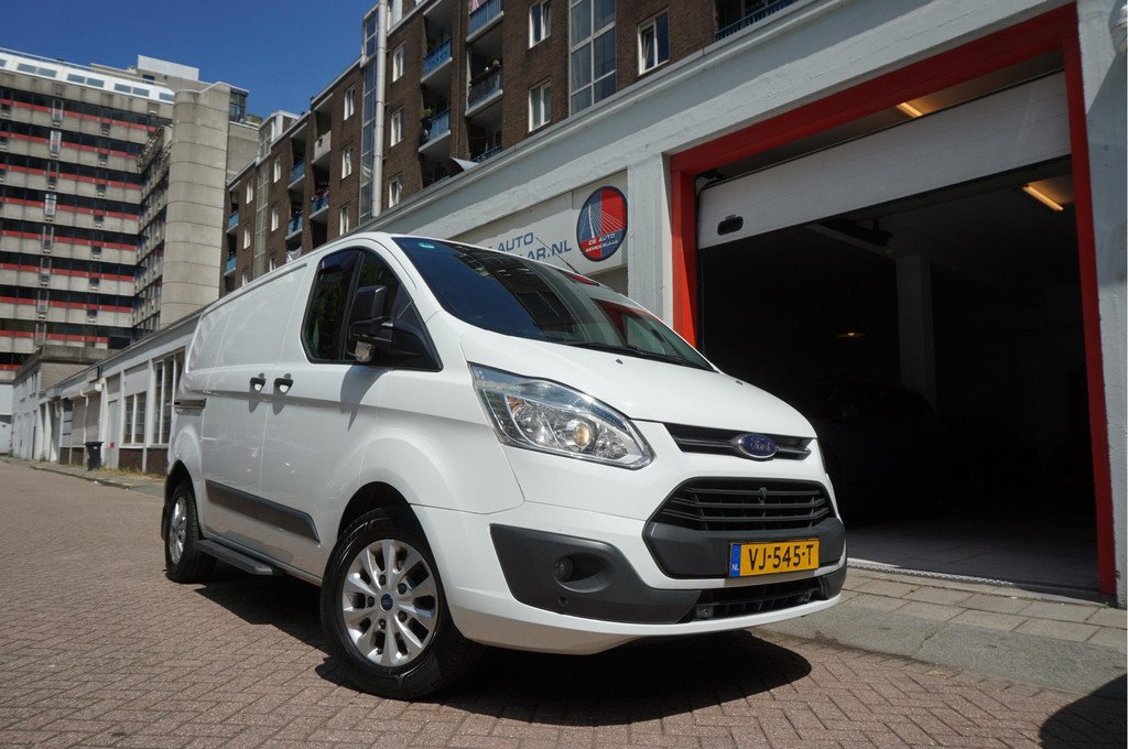 Ford Transit Custom 270 2.2 TDCI L1H1 Trend * NIEUWE MOTOR/ TURBO/ INJECTOREN/ KOPPELING/ DYNAMO  twv € 12.144,- * 3 persoons * NL AUTO