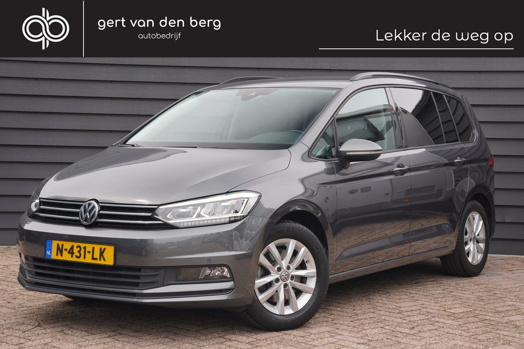 Volkswagen Touran 1.5 TSI Highline - 7 PERS - TREKHAAK - ADAPT. CRUISE - AUTOMAAT -