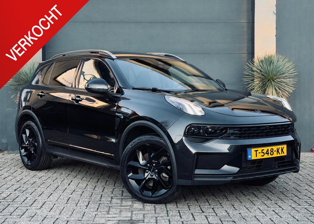 Lynk & Co 01 1.5 Pano/Navi/Camera/BlackStyle
