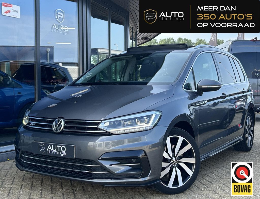 Volkswagen Touran 1.4 TSI Highline Business R 7p 150PK | BOMVOL | AUTOMAAT | R-Line | 7 Persoons | NL AUTO | PANO | Trekhaak | Achteruitrijcamera | Elektrische Achterklep | Dodehoek Detectie 