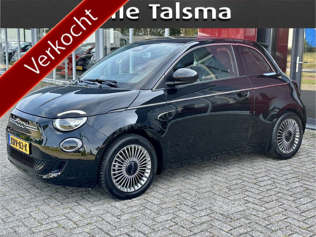 Fiat 500 Urban 42 kWh Apple/ Andoid Carplay | parkeersensoren voor en achter | 16'' |