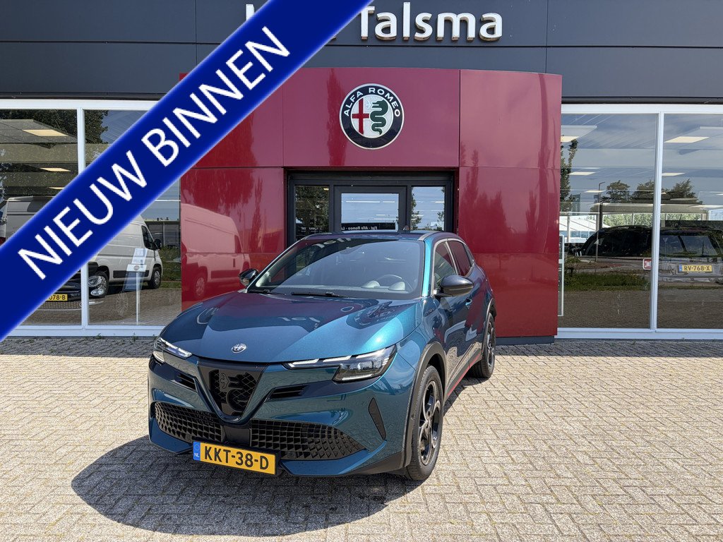 Alfa Romeo Junior 1.2 Turbo Hybrid Ibrida Speciale | Pack Techno | Adas | Stoelverwarming | Electrische kofferklep | Camera achter | Apple Carplay/Android auto