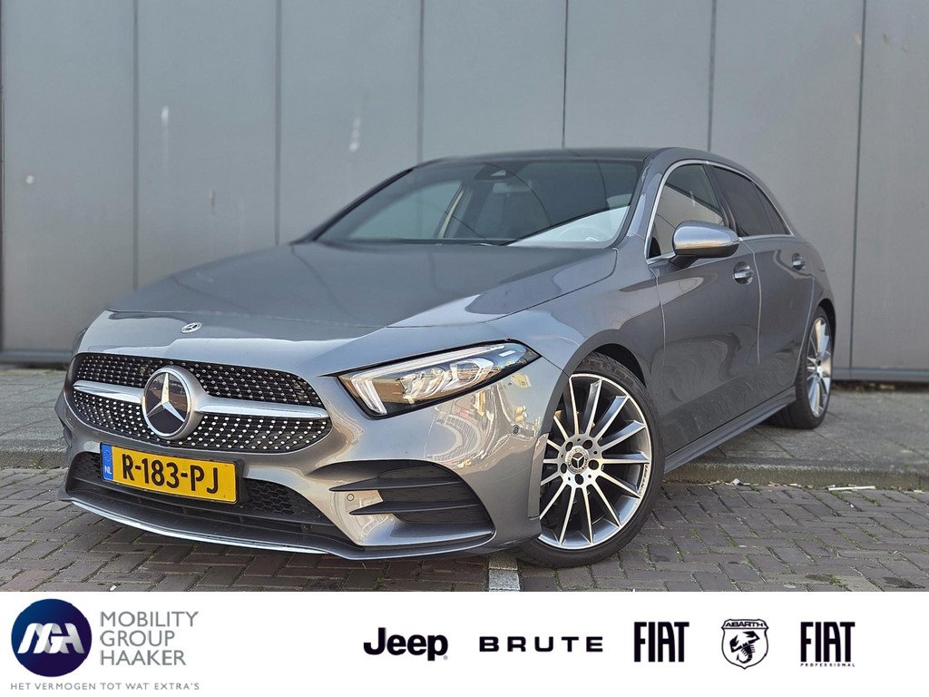 Mercedes-Benz A-klasse 180 Business Solution AMG | Panoramadak | Apple-Android | Stoelverwarming