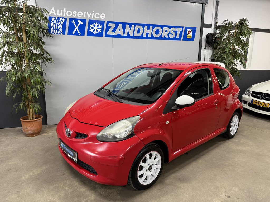 Toyota Aygo 1.0-12V // incl. nieuwe APK!!!