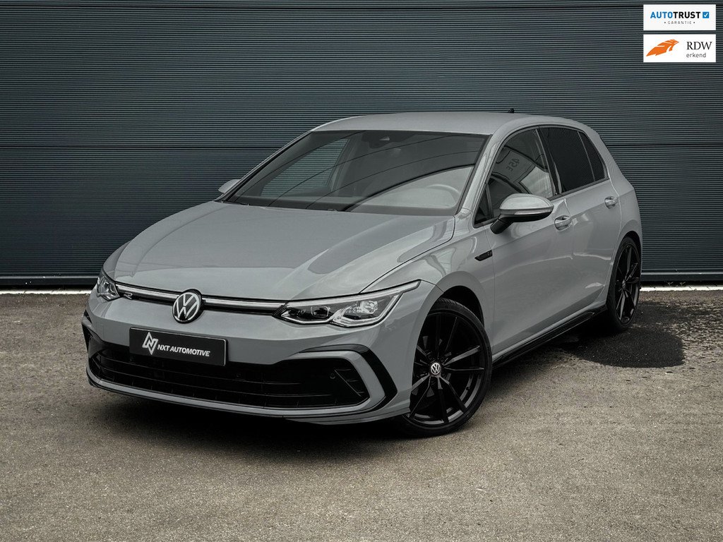 Volkswagen Golf 1.5 eTSI R-Line Business, IQ Lights, ACC Travel assist, Carplay, 19'' Velgen